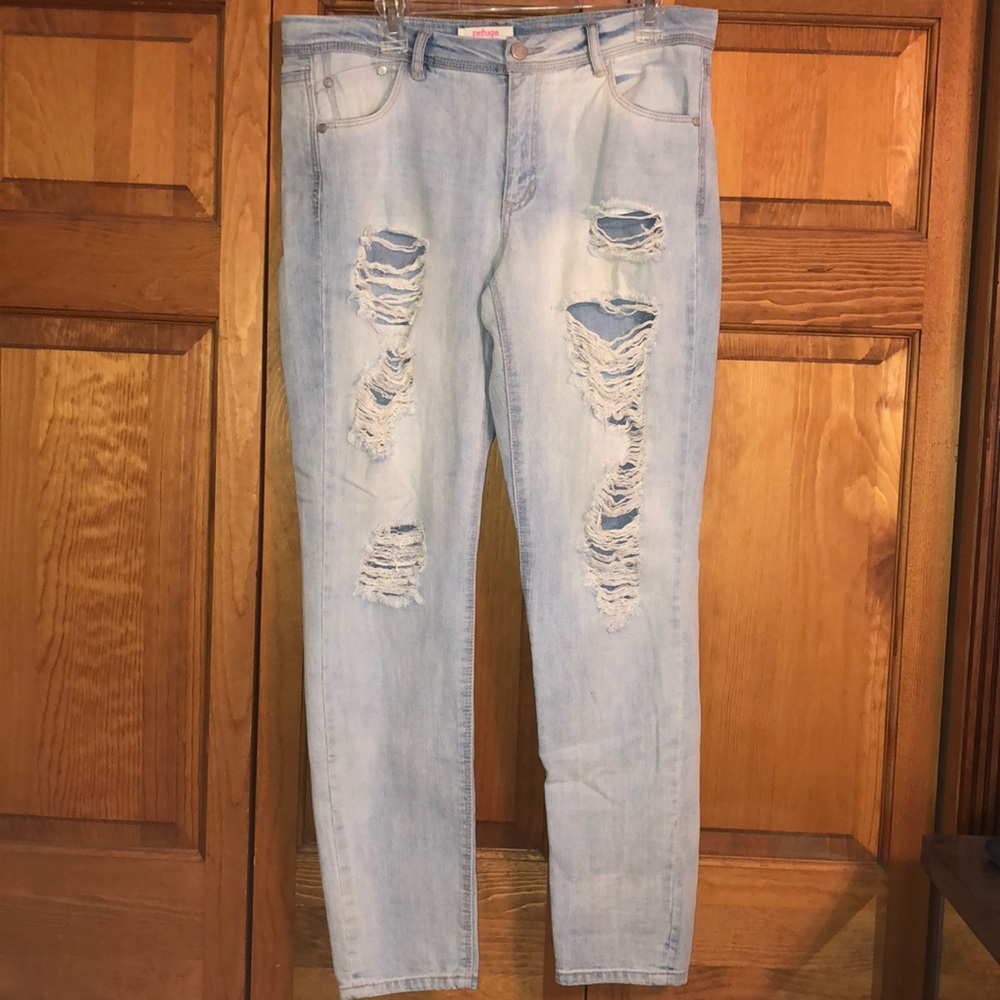 Refuge- Boyfriend Jeans